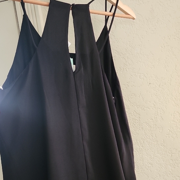 NWT Lush Black Strappy V-Neck Bar Cami Tank Top - Size M Going Out - Picture 6 of 8